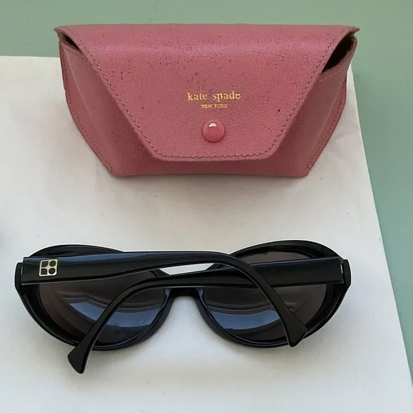 Kate Spade New York Tortoise and Black Sunglasses Duo - Picture 2 of 14
